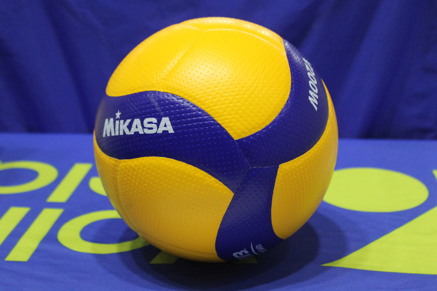 Mikasa V200W Volleyball